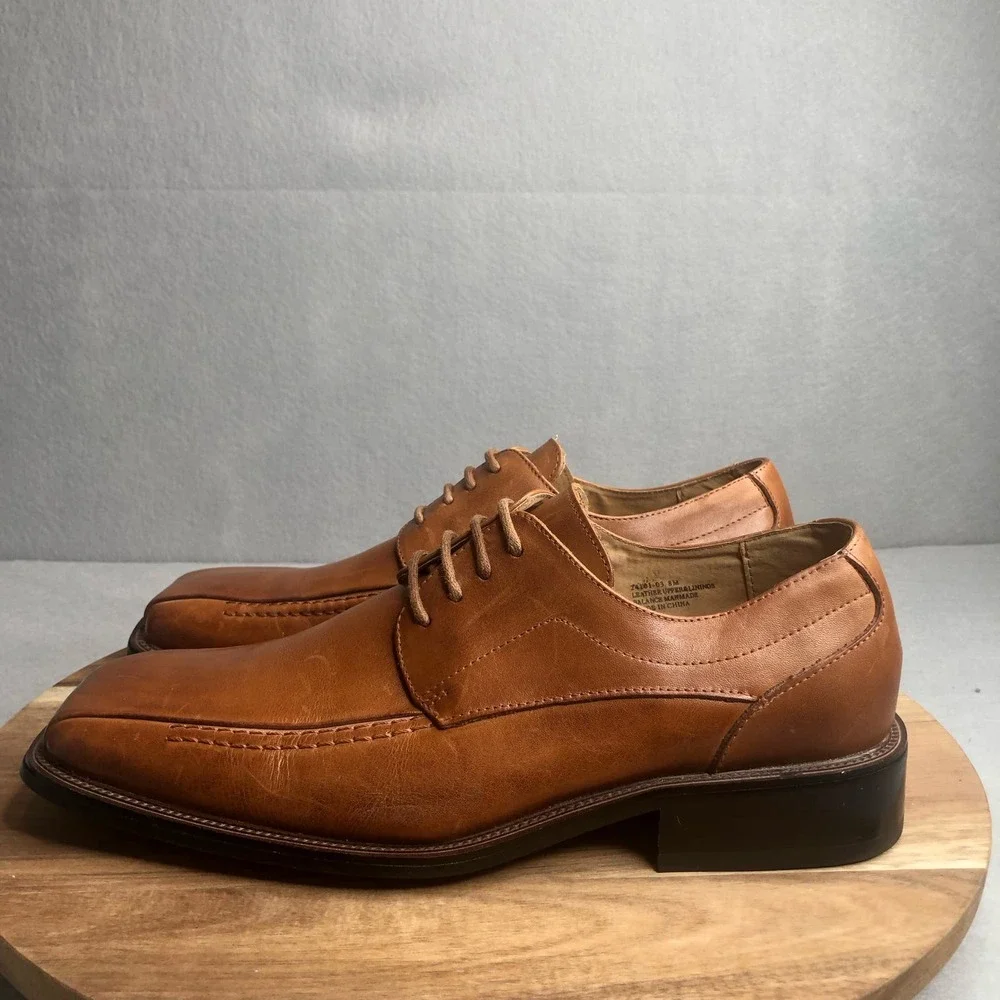Stacy Adams Never Worn Mens Saddle Brown Lace Up Sq Toe Oxfords Size 8M 24101-03 - Picture 2 of 9